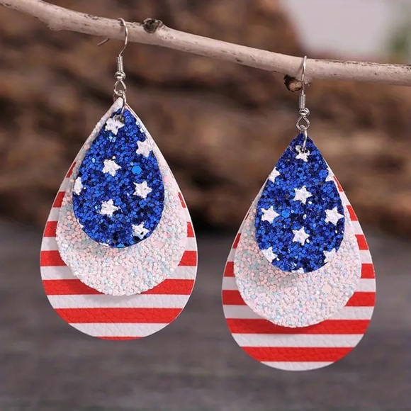 Sparkly American Tear Drop Earrings USA Patriotic 4th of July faux leather NWT - Picture 2 of 5